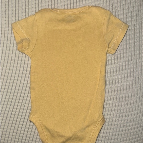 Gerber Soft Yellow Bodysuit - Picture 4 of 4